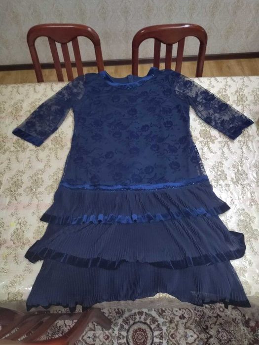 Вечернее платье гипюровое