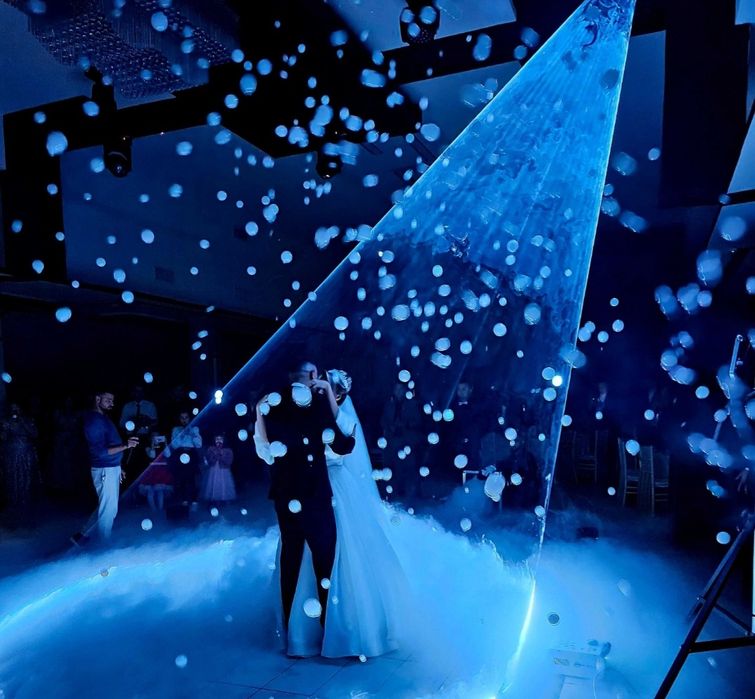 Fum greu & baloane cu fum - Dansul mirilor