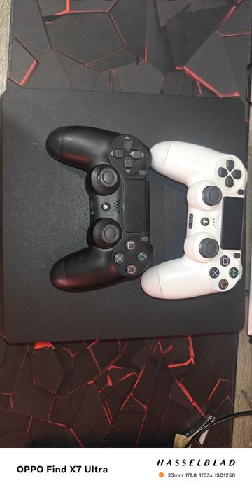 PlayStation 4 slim