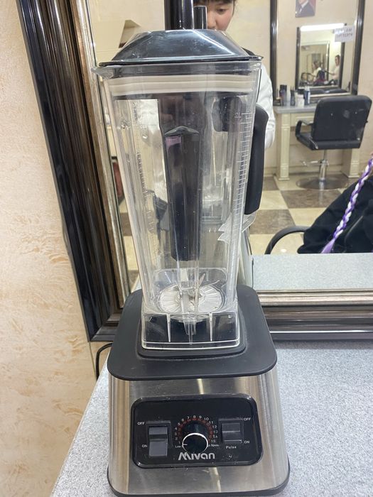 Продаю не дорого блендер