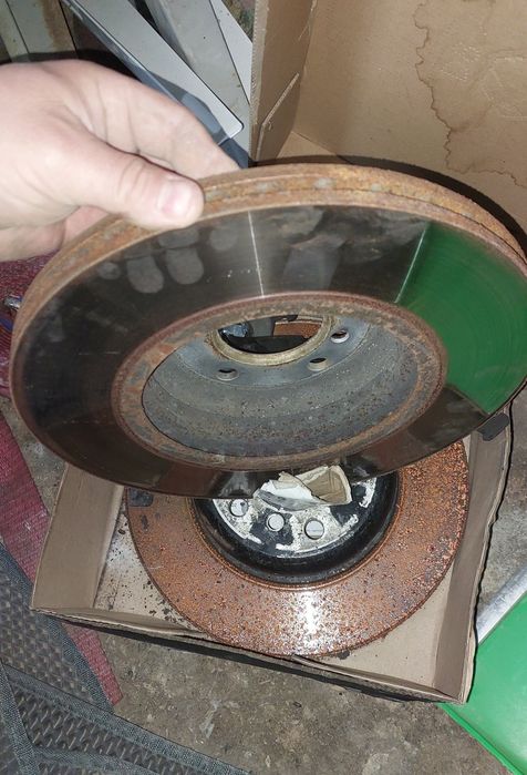 Продам Торомзные диски