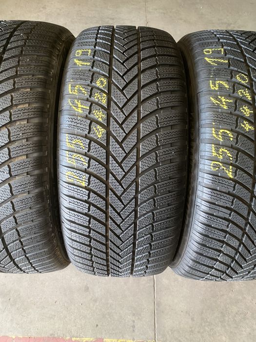 Anvelope iarna 255/45/19 Bridgestone Blizzak LM005 255 45 19 R19