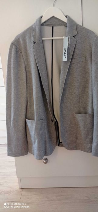 DKNY Марково спортно- елегантно сако,р-р М-Л.Закупено от Америка 50€
