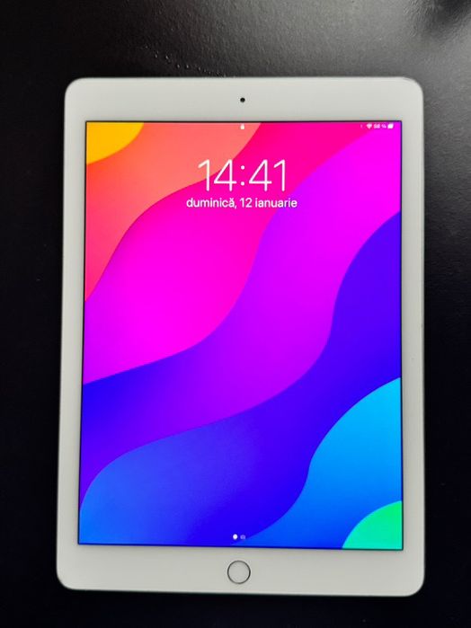 iPad Air 2 (generația a 2-a).