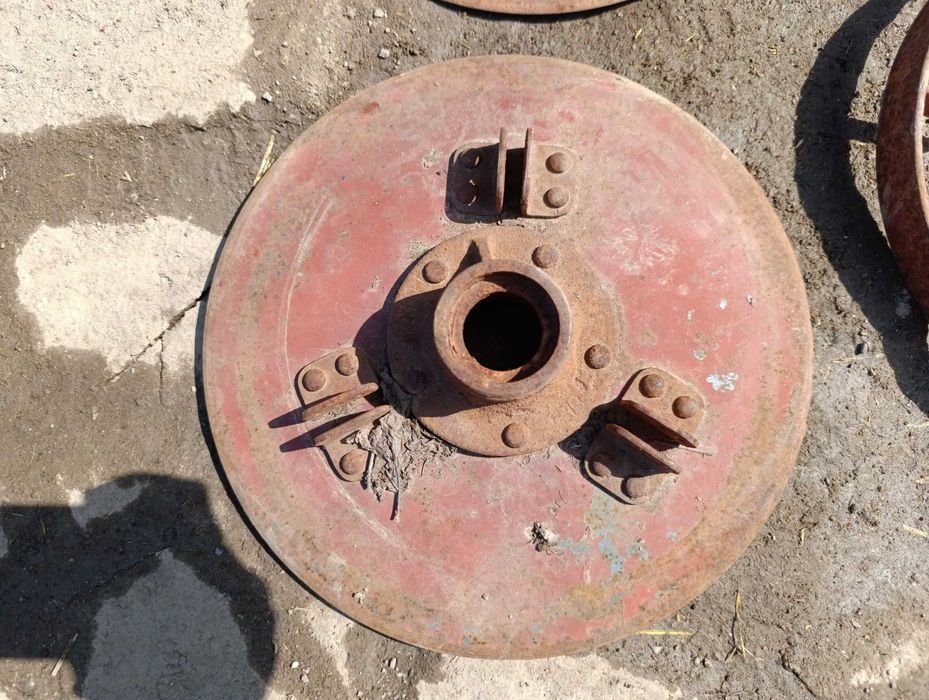 Запчасти на овощную сеялку.