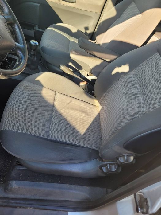 Сеат Алхамбра Seat Alhabra