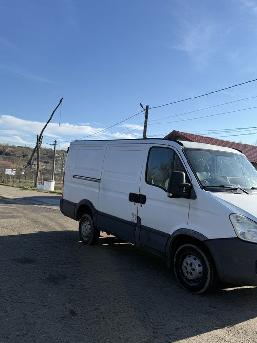 Vând IVECO Daily 2.3 HPT