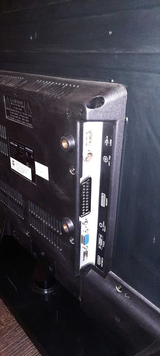Продам телевизор Helix  HTV-324L