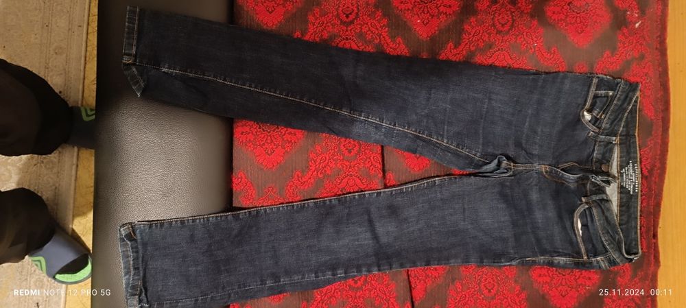 Маркови дънки  размер S и XS