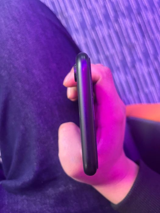 Продается айфон хр