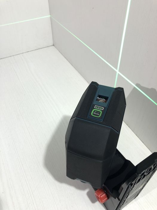Nivelă laser Bosch GCL 2-50 G cu rază verde