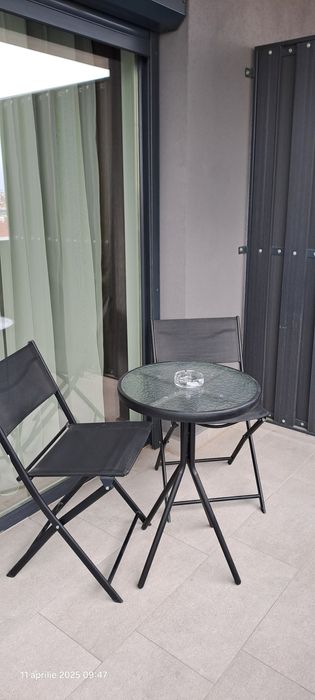 Închiriez apartament în regim hotelier