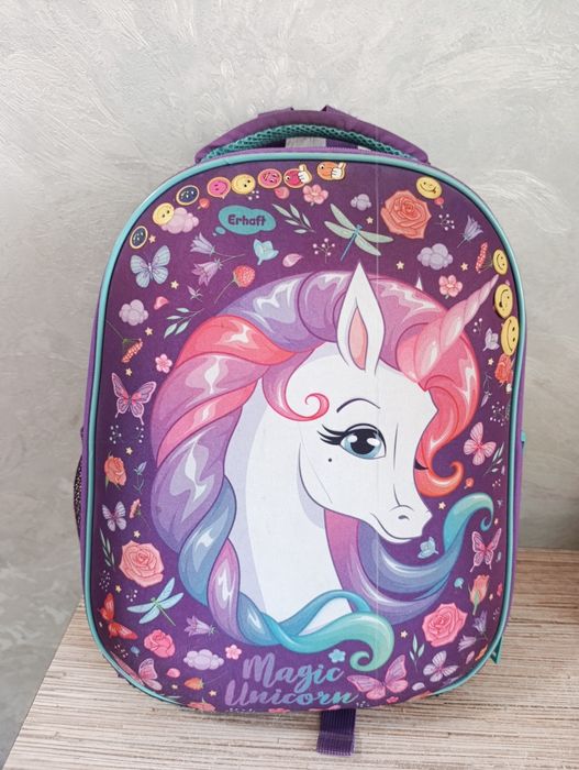 Продам школьный рюкзак.