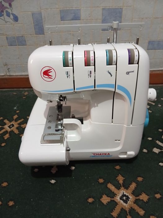 "Чайка 547" тикув оверлоги