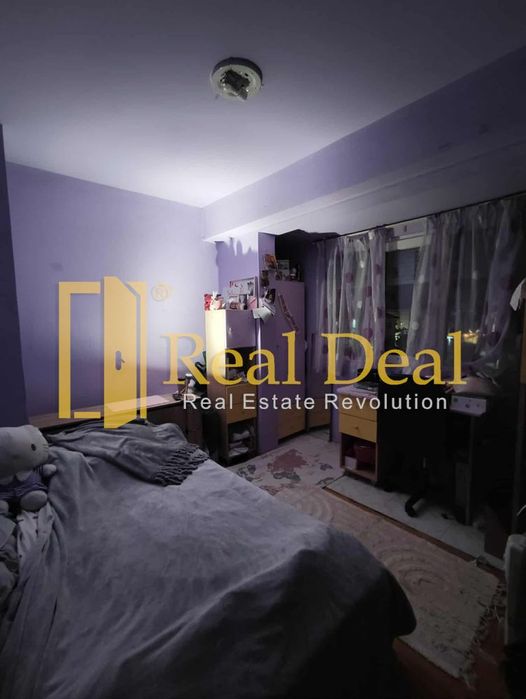 Продава се Четиристаен апартамент в Елин Пелин - 96 кв.м за 2011 €/кв.м - Снимка #9