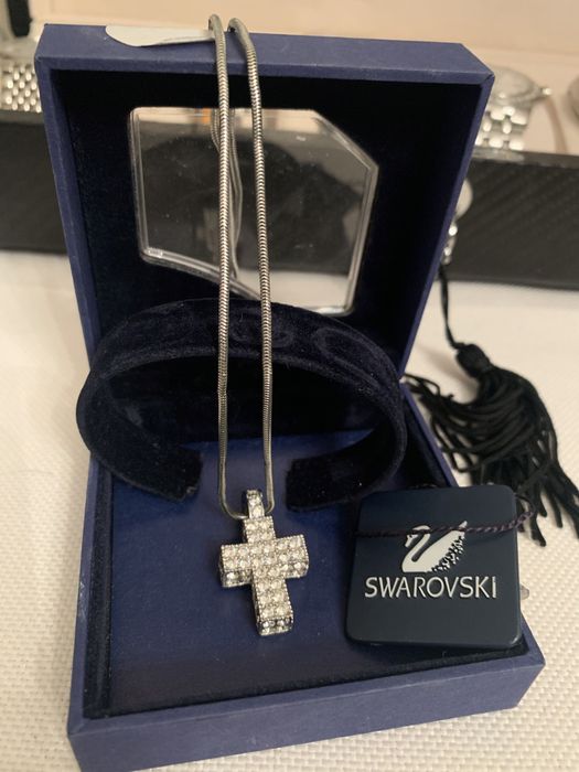 Swarovski бижутерия