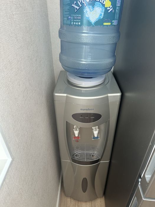 Диспенсер (кулер) для воды Eurobox