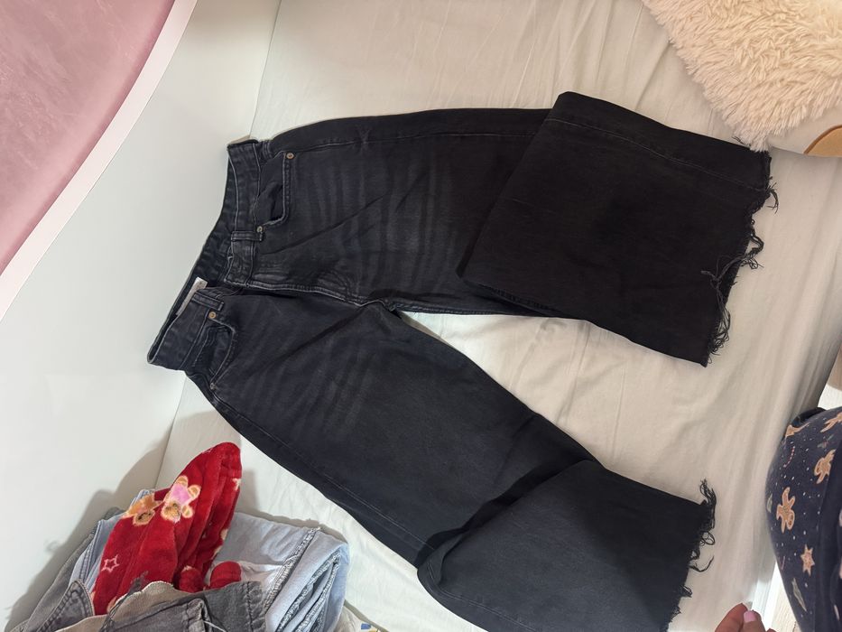 Черни дънки с широк крачол