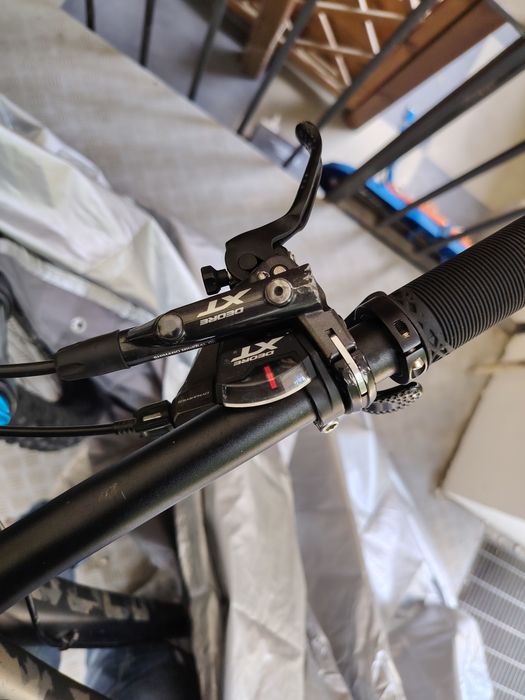 Vând set frane shimano deore xt in 4 pistoane