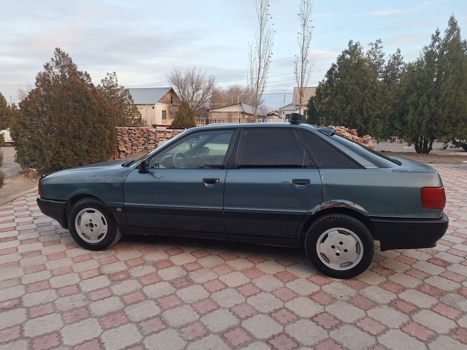 Продам ауди 80б3