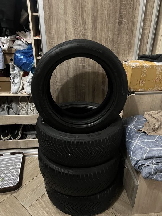 Шины 215/50/17 Бу все сезон пробег 40 тыясч