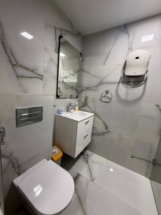 Стилен Тристаен Апартамент Под Наем В Центъра