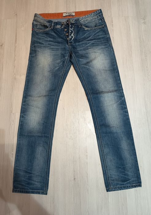 Мъжки дънки размер 32