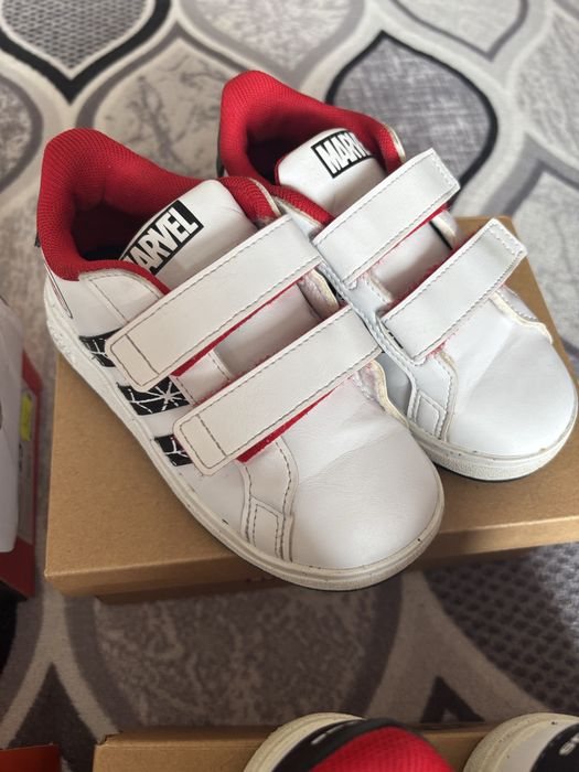 Adidas,Nike,Zara