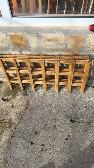 Продавам декоративна дървена ограда.  6 пана