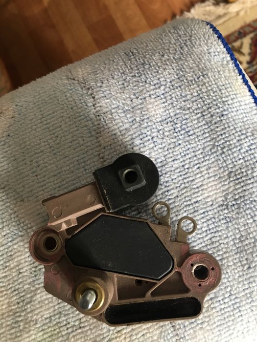 Реле зарядки на мерседес