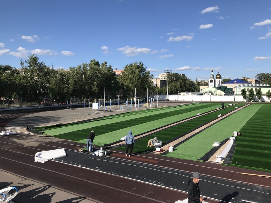 Искусственный газон, футболное поле, трава