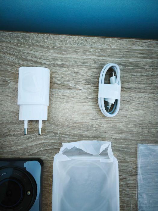 Телефон Vivacom 5g про