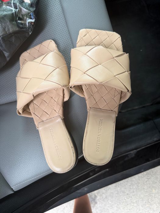 Чехли Bottega veneta