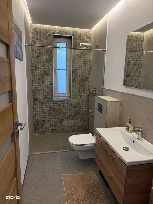 Duplex de vanzare de 120 mp , teren 300 mp zona Vivo