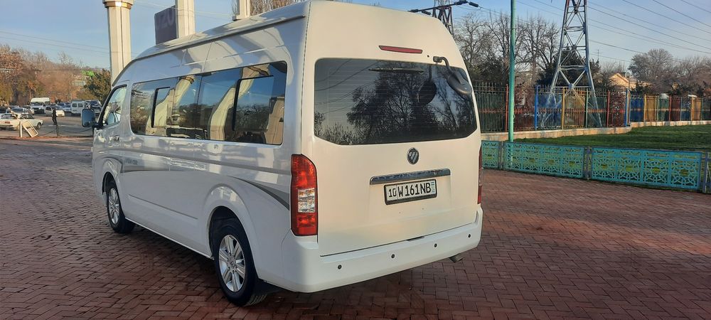 Заказать минивэн/микроавтобус до 12 человек