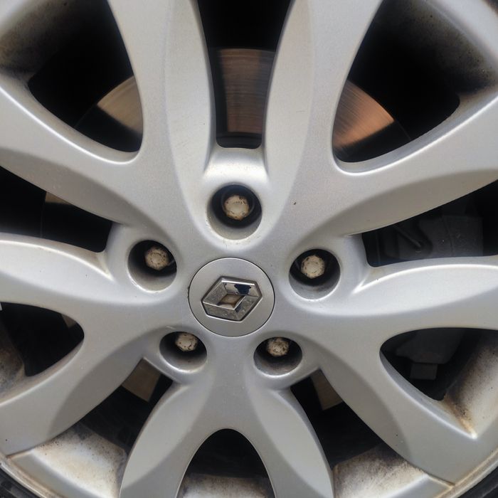 Renault Laguna 3 motor 2.0 , 150 cp (4 control )an 2012