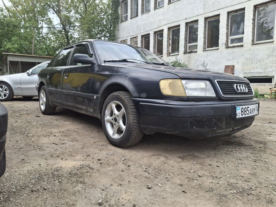 Продам ауди 100 с4 2.3