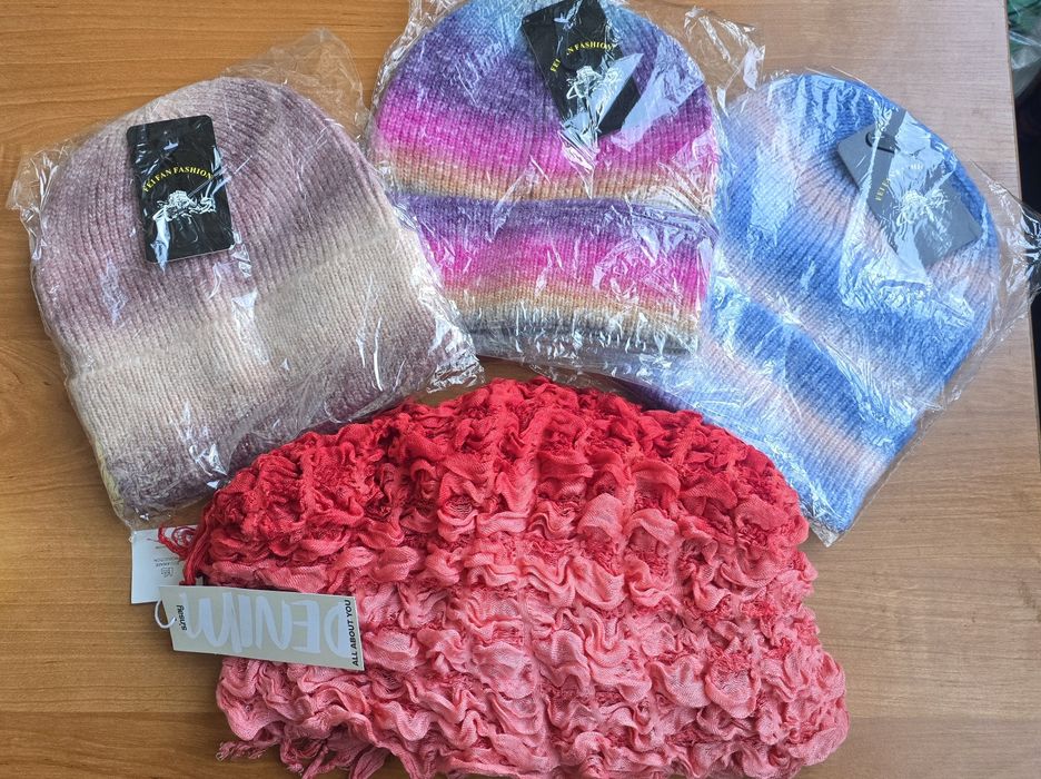 Шапки на подарки муж и жен