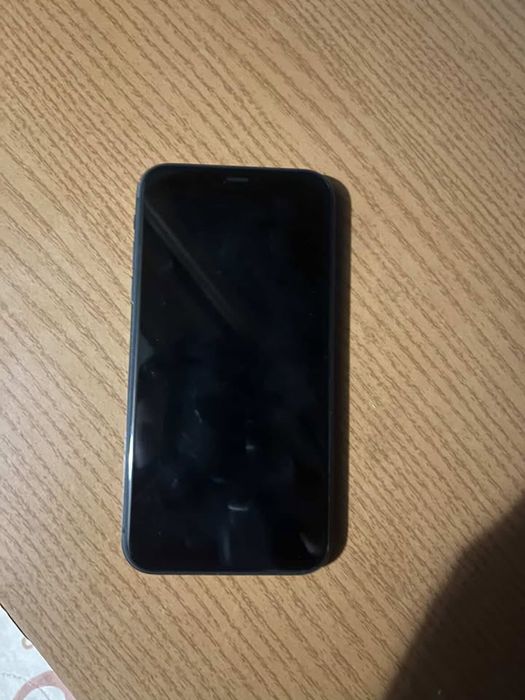 Iphone 11  64gb  100капацитет