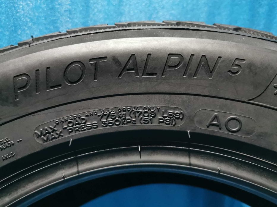 225/60/17 michelin m+s 4 buc