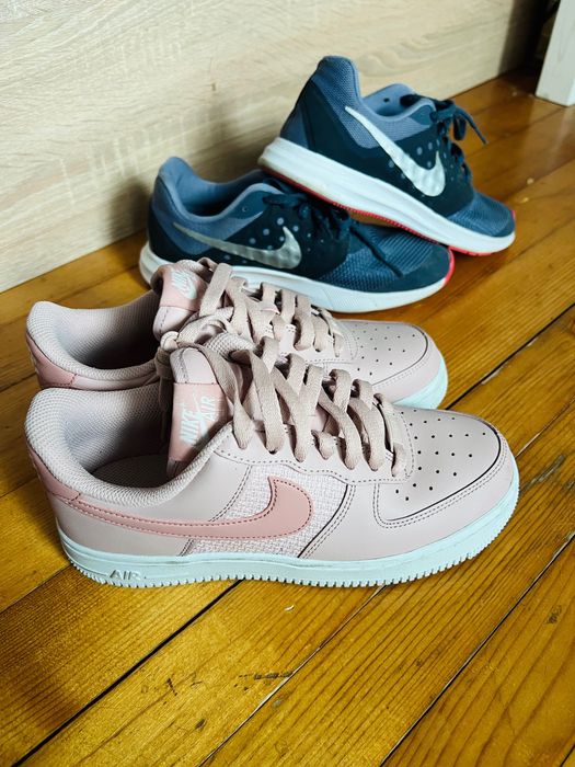 Кецове и маратонки Nike