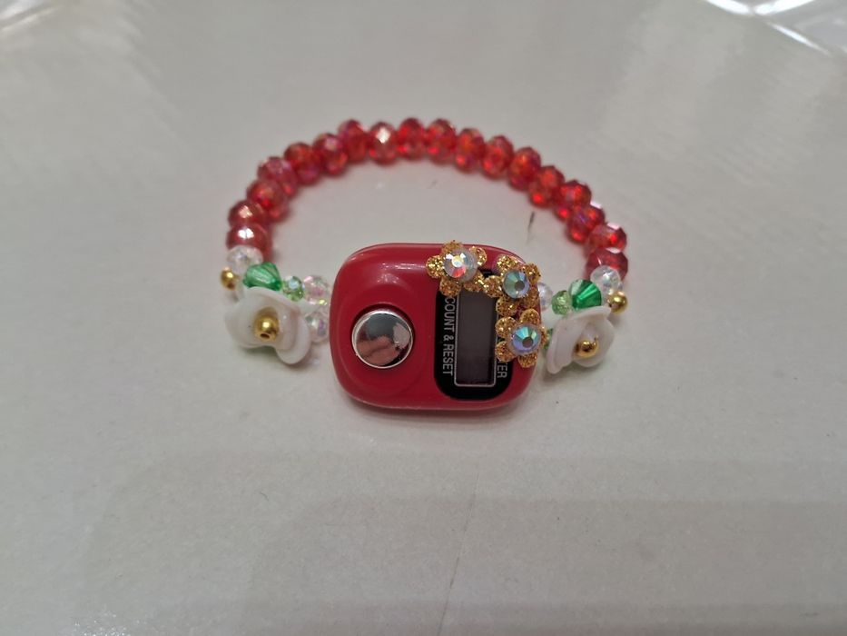 Қул мехнати билан ясалган электрон тасбехлар сотилади