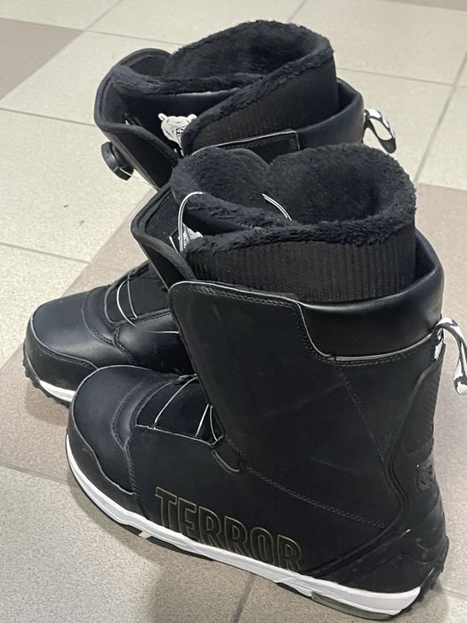 Ботинки сноубордические terror