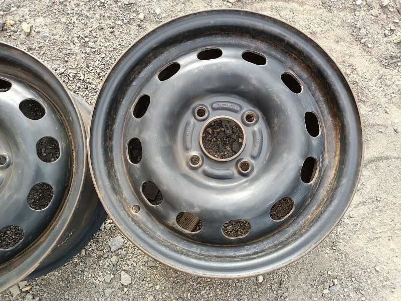 Продам оригинальные металлические диски на Ford
