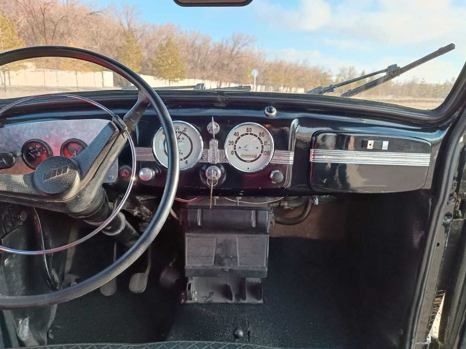 Автомашина Москвич 401