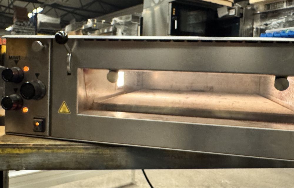 Cuptor vatra pizza Miwe  Stone