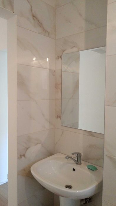 Inchiriez apartament 50 mp (2 camere) - str. Sub Cetate (Parc Poligon)