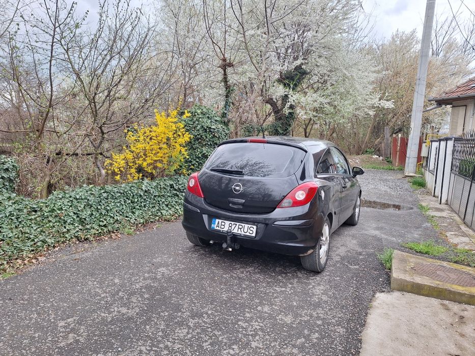 Vând Opel Corsa d