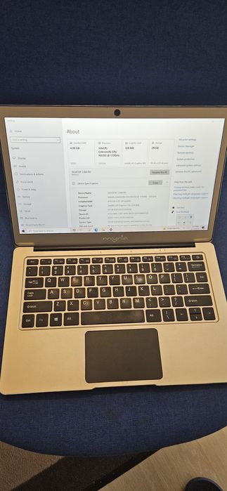 Vand laptop Myria MY8305