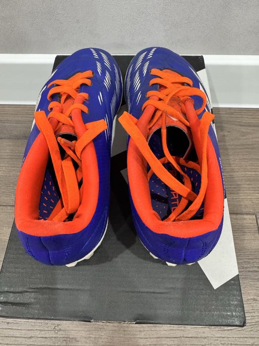 Продам сороконожки Adidas